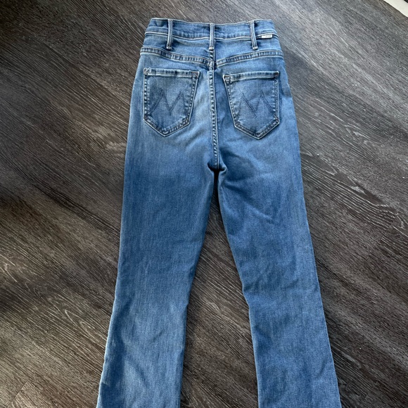 MOTHER The Hustler Ankle Fray Jeans Medium Wash Healing Jar Sz 24 EUC Cotton - Picture 12 of 13